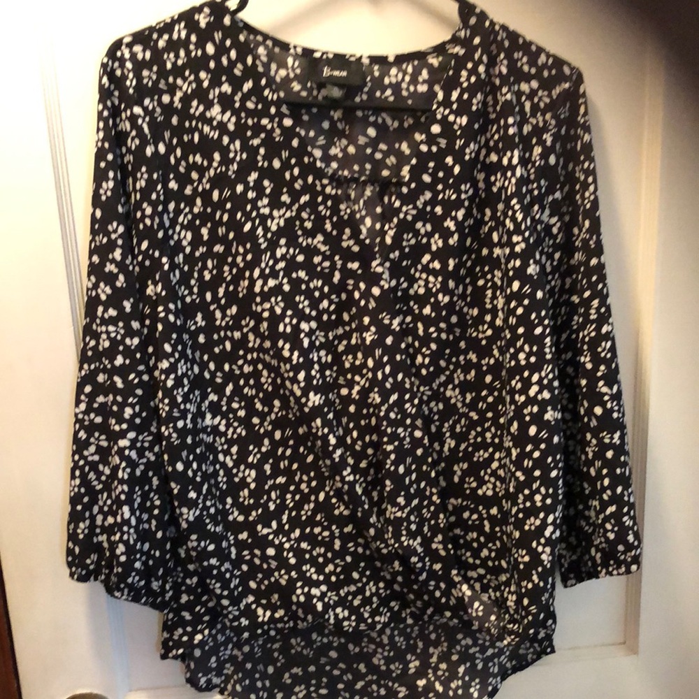 B.wear tunic top size XL. High low, Ptp 25 L 23” front 28” back